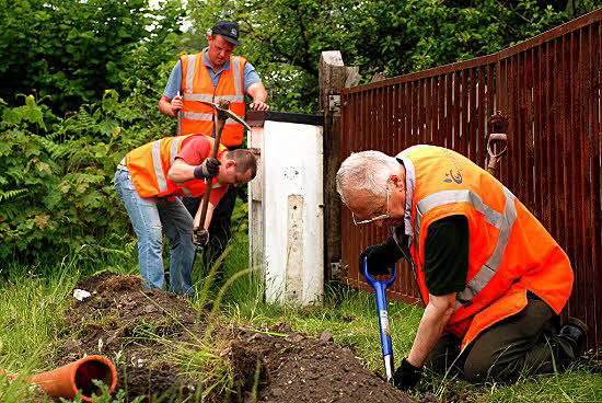 Digging in the duct at Whitecroft