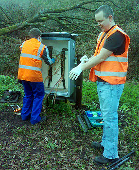 Paul and Ian preparing to operate on DP3GB